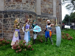 1_Zeldas,_Link_und_Impa.jpg